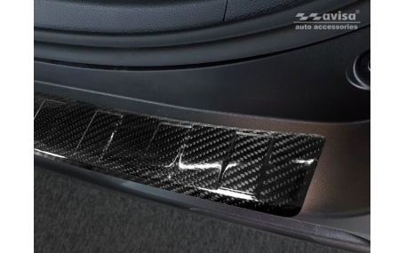 Накладка на задний бампер Toyota RAV4