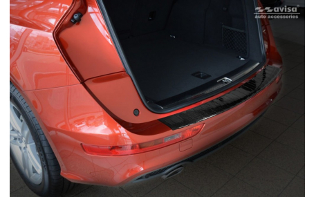 Накладка на задний бампер Audi Q5