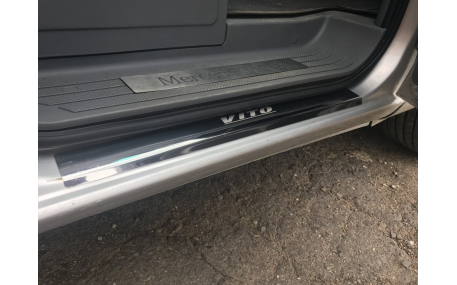 Накладки на пороги Mercedes Vito W639