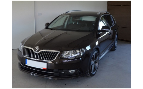 Накладка передняя Skoda Superb