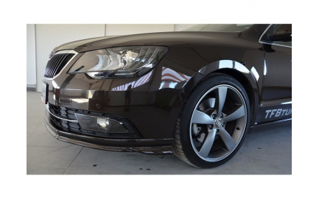 Накладка передняя Skoda Superb