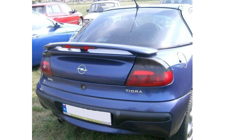 Спойлер Opel Tigra
