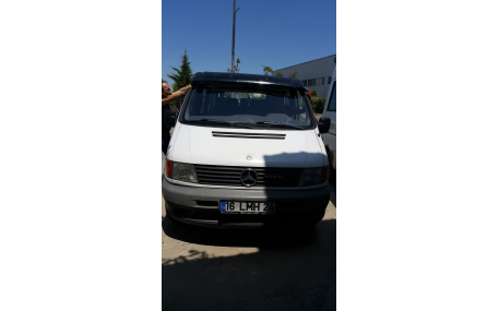 Козырек Mercedes Vito W638