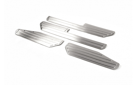 Накладки на пороги Volkswagen Amarok