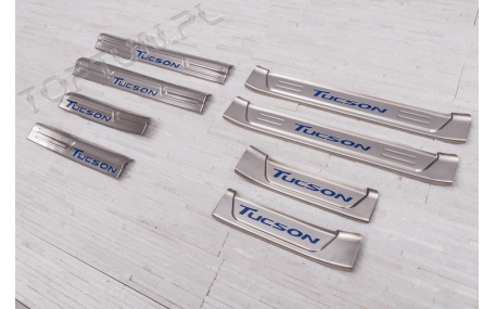 Накладки на пороги Hyundai Tucson