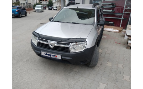 Дефлектор капота Renault Duster