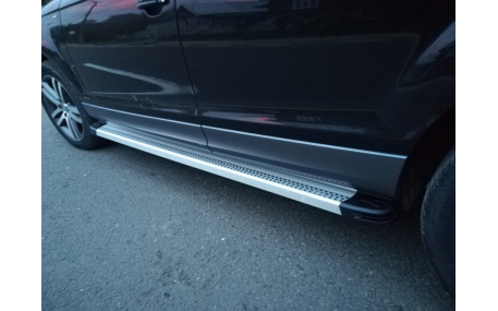 Подножки Audi Q7