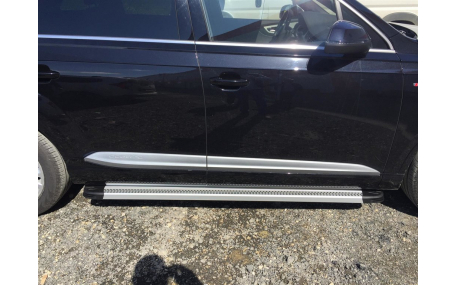 Подножки Audi Q7