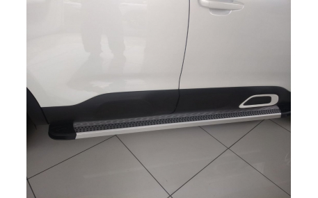 Подножки Peugeot 3008