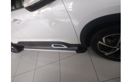 Подножки Peugeot 3008