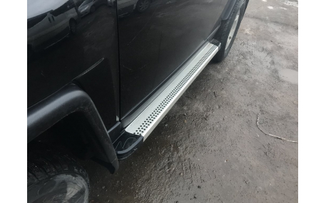 Подножки Toyota FJ Cruiser