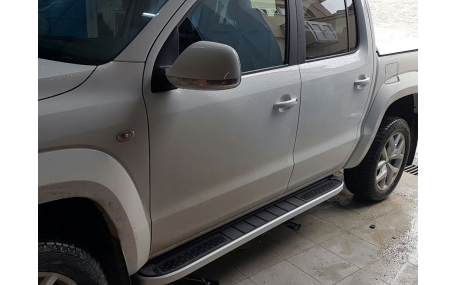 Подножки Volkswagen Amarok