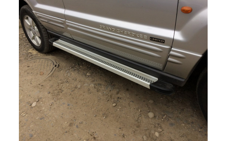Подножки Jeep Grand Cherokee