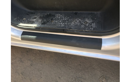 Накладки на пороги Opel Vivaro