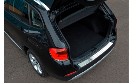 Накладка на задний бампер BMW X1 E84