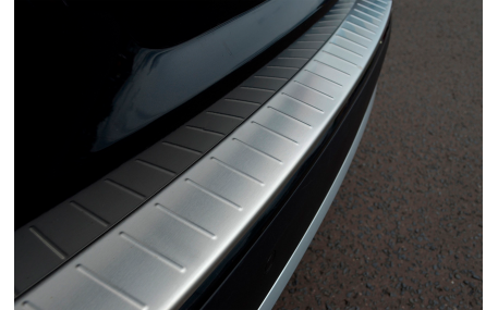 Накладка на задний бампер BMW X1 E84