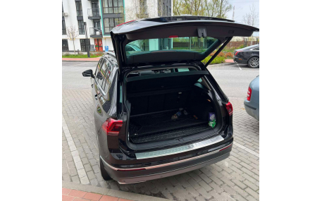 Накладка на задний бампер Volkswagen Tiguan