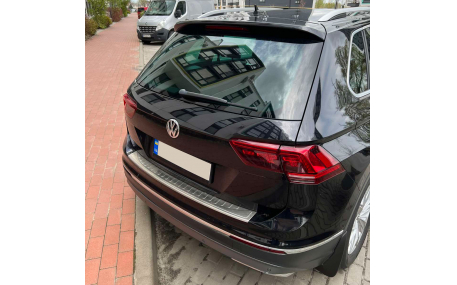 Накладка на задний бампер Volkswagen Tiguan