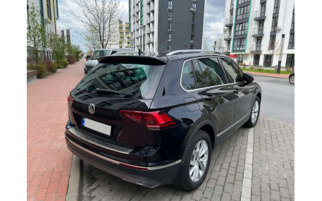 Накладка на задний бампер Volkswagen Tiguan