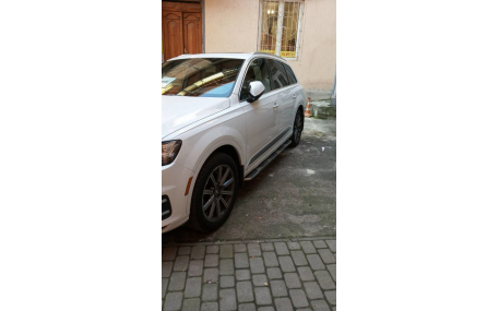 Подножки AUDI Q7