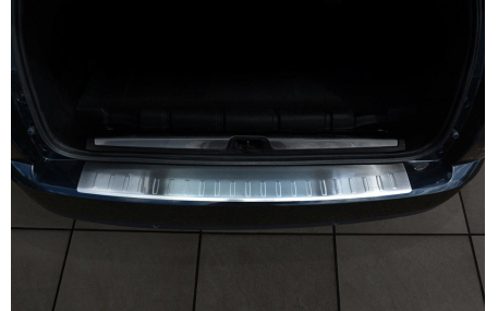 Накладка на задний бампер Citroen С5