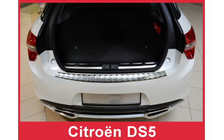 Накладка на задний бампер Citroen DS5