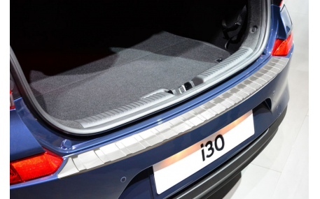 Накладка на задний бампер Hyundai i30