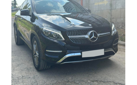 Решетка радиатора Mercedes GLE-class W166