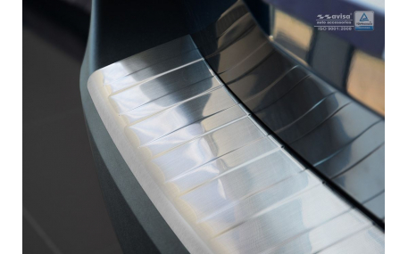 Накладка на задний бампер Peugeot 5008