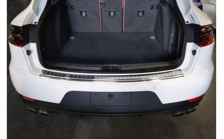 Накладка на задний бампер Porsche Macan