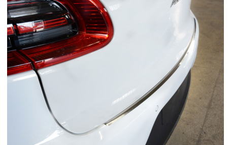 Накладка на задний бампер Porsche Macan