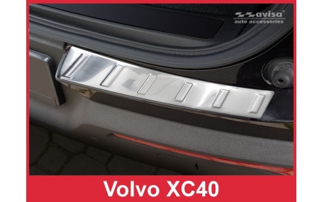 Накладка на задний бампер Volvo XC40