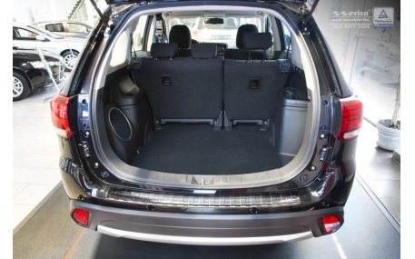 Накладка на задний бампер Mitsubishi Outlander