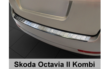 Накладка на задний бампер Skoda Octavia A5 2009-2012