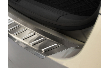 Накладка на задний бампер Skoda Octavia A5 2009-2012