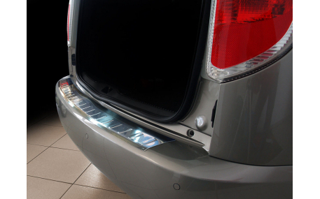 Накладка на задний бампер Skoda Roomster