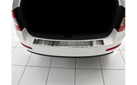 Накладка на задний бампер Skoda Octavia A7 2013-2017