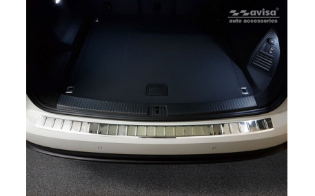 Накладка на задний бампер Volkswagen Touareg