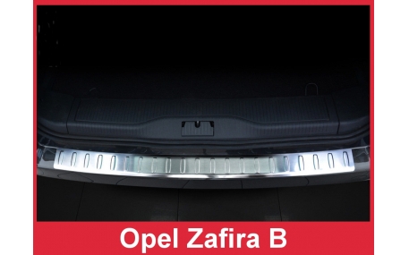 Накладка на задний бампер Opel Zafira B