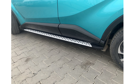 Подножки Toyota C-HR
