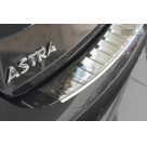 Накладка на задний бампер Opel Astra K