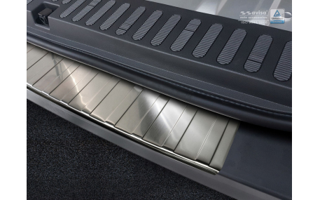 Накладка на задний бампер Opel Movano