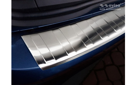 Накладка на задний бампер Ford Focus MK4