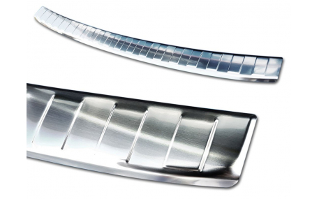 Накладка на задний бампер Ford Focus MK4