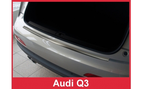 Накладка на задний бампер Audi Q3