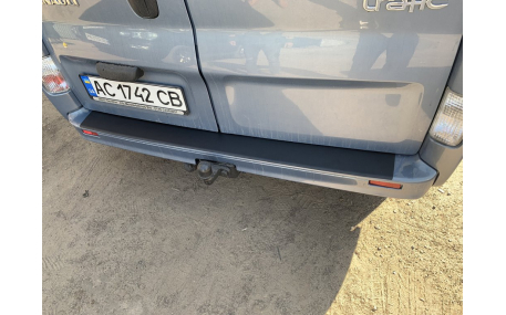 Накладка на задний бампер Opel Vivaro