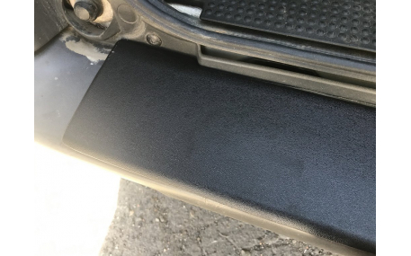 Накладка на задний бампер Opel Vivaro