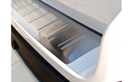 Накладка на задний бампер Volvo XC90