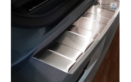 Накладка на задний бампер Volvo XC60