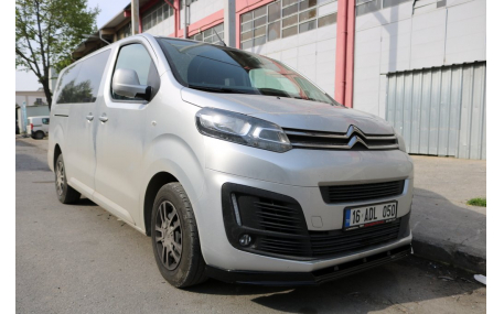 Накладка передняя Citroen Jumpy